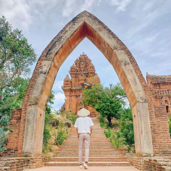 Poklong Garai Towers