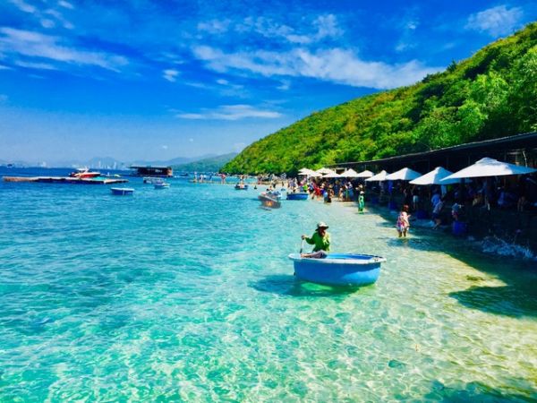 Nha Trang Island Hopping Tour